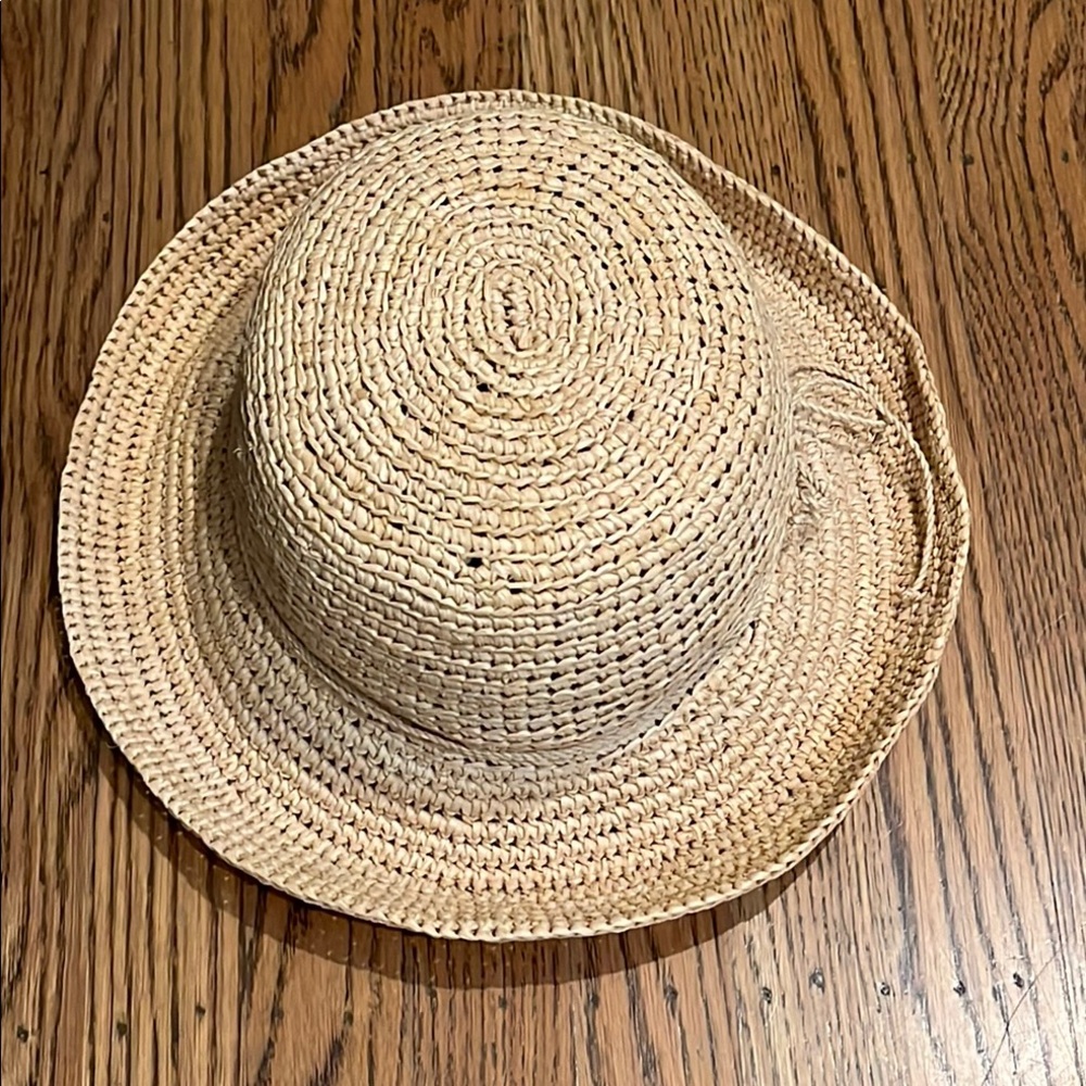 Helen Kaminski Hat